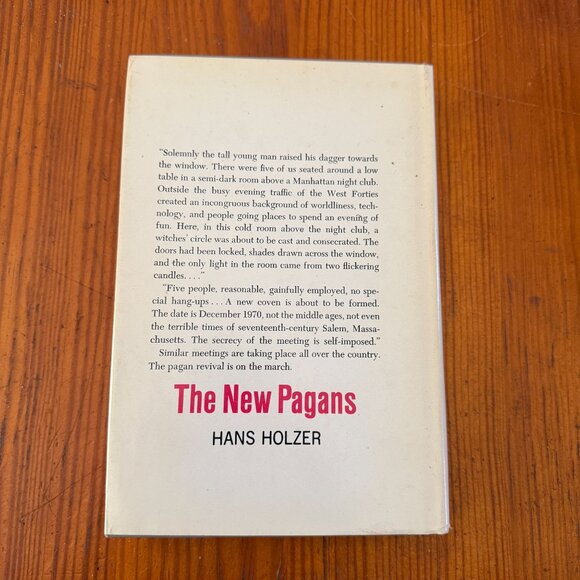 Halloween 2025 Witch Stories Lot of 4 ~ Be There & Be Scared! - Picture 8 of 8